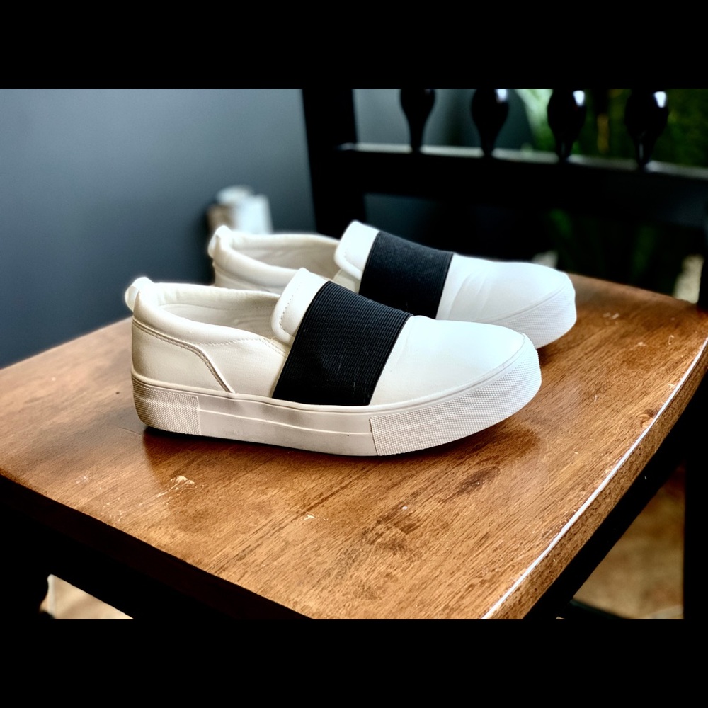 Steve Madden , size 8 . Wore them 2 times .